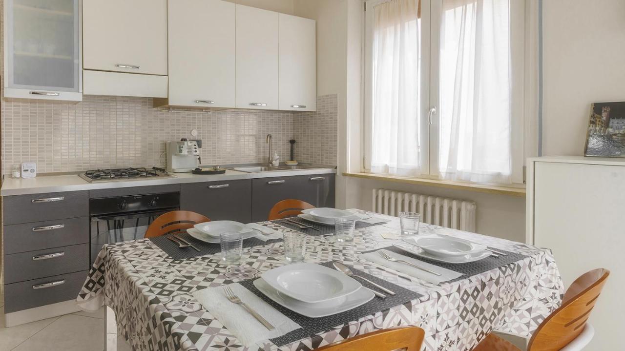 "Casa Giuliari" In Borgo Roma Vicino Policlinico Univr Fiera Daire Verona Dış mekan fotoğraf